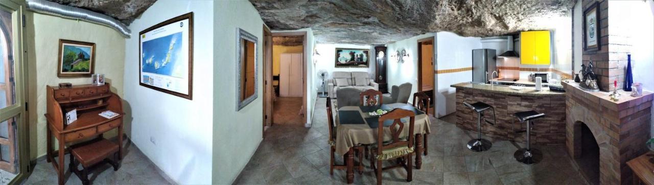 Гостьовий будинок Cueva Sasha Сан-Мігель-де-Абона Екстер'єр фото